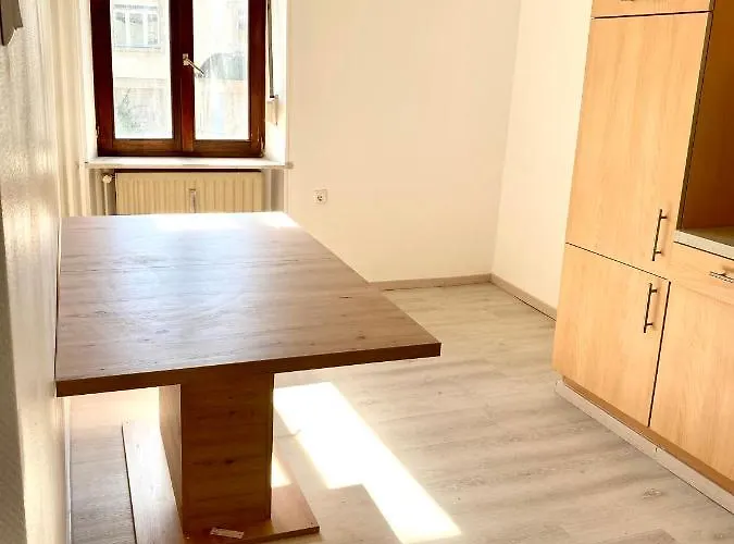 民宿 In Beggen House - In