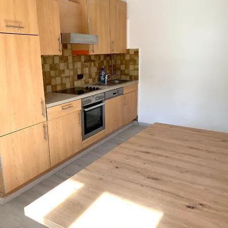 Privatunterkunft In Beggen House - In *