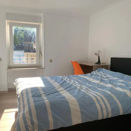 Privatunterkunft In Beggen House - In Luxemburg