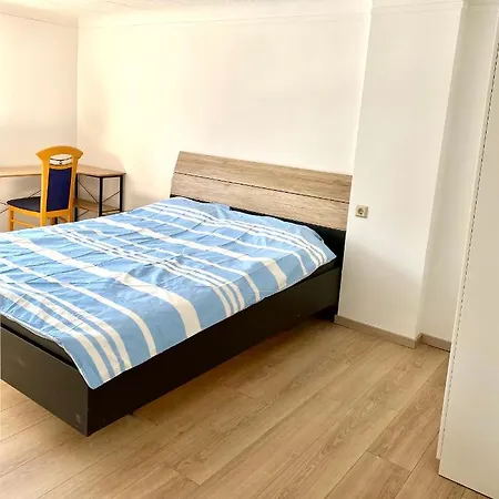 Privatunterkunft In Beggen House - In Luxemburg