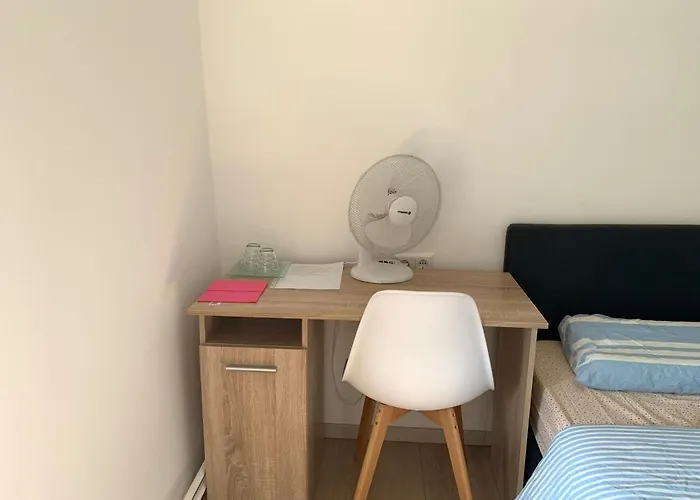 Homestay szállás In Beggen House - In